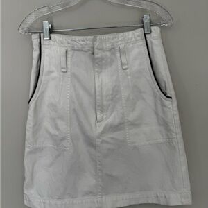 Rag & Bone Super HR Darted Denim Skirt – White with Black Piping, Size 24